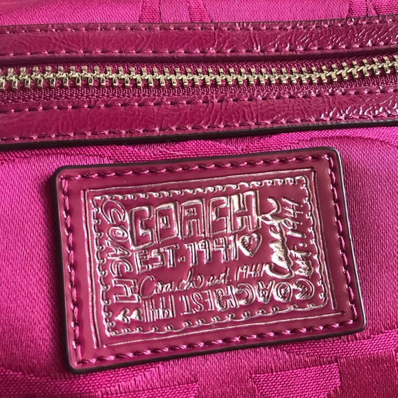 BNWT Srara Coach Handbag - Raspberry - Picture 2 of 7